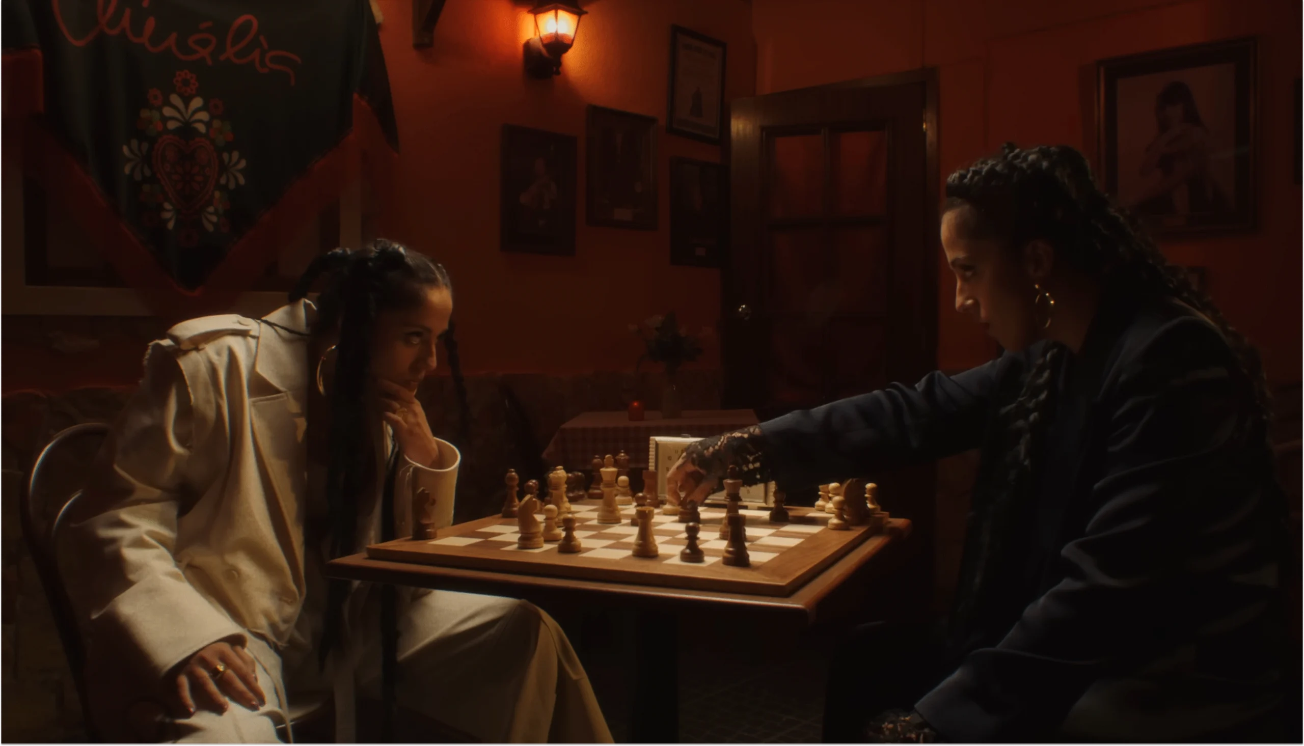 Clique para assistir o vídeo